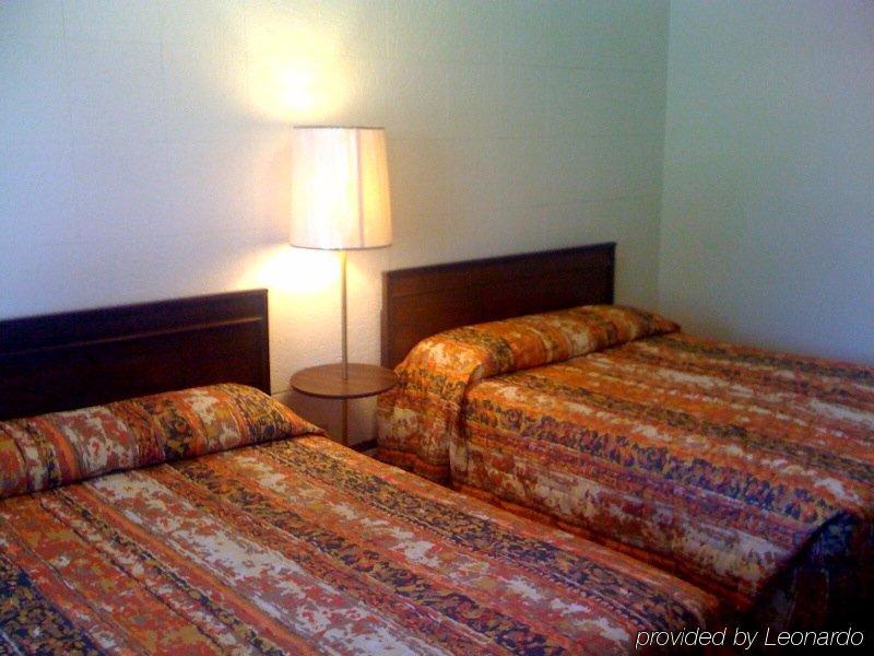 Cool Springs Inn Michigan City Oda fotoğraf